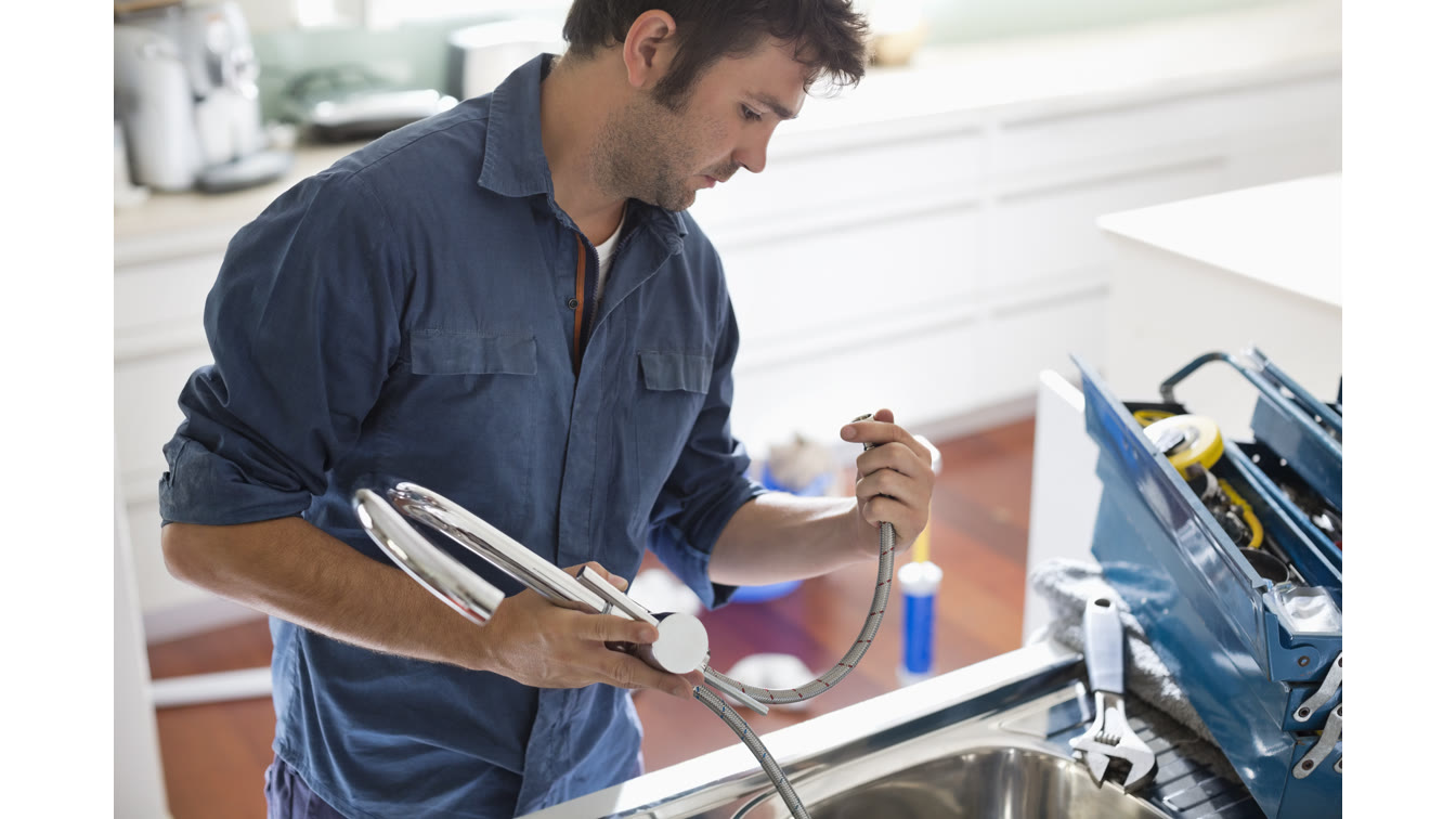 Financial Clarity for Contractors: 3 Red Flags You’re Stuck in Survival Mode 