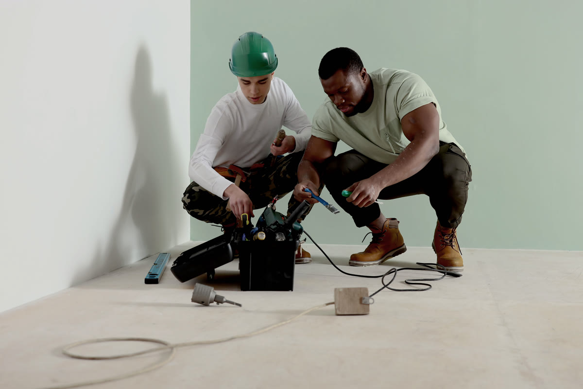 Outsourced CFOs for plumbers, HVAC, and construction
